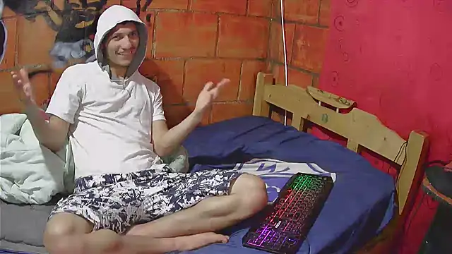 alexandercruz online show from March 29, 2026, 10:54 pm