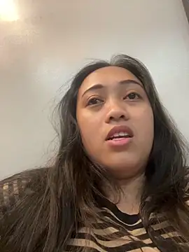 Pinay Chubby20 online show from April 18, 2026, 9:48 pm