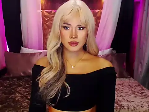 YllanaAltheaXxX online show from December 19, 2025, 11:23 pm