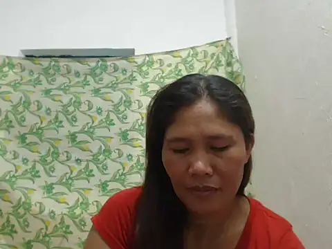 Juicy 69xx online show from February 25, 2026, 6:06 pm