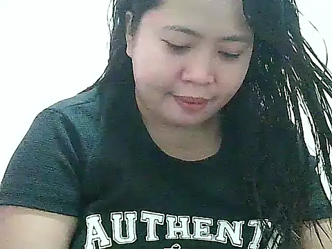 Snapshot of fresh_rosie chatting on September 30, 2025, 11:43 pm fresh rosie online show from September 30, 2025, 11:43 pm