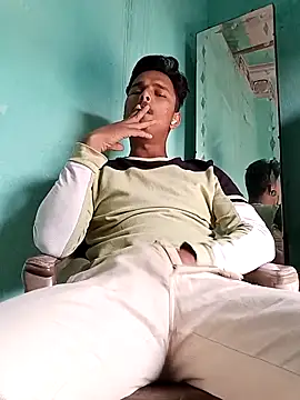 Snapshot of Asish_007 chatting on November 15, 2025, 8:44 am Asish 007 online show from November 15, 2025, 8:44 am