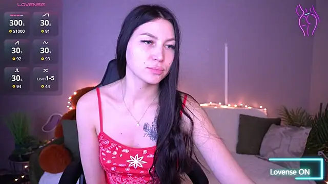 Snapshot of EliseVelour chatting on February 11, 2026, 1:38 pm EliseVelour online show from February 11, 2026, 1:38 pm