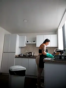 Fernandar2025 online show from March 26, 2026, 12:33 pm