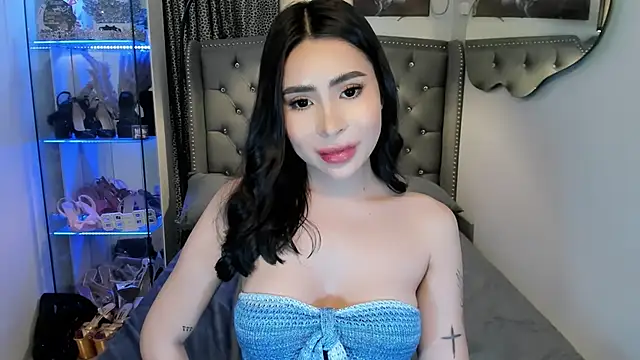 Claudia empress online show from October 22, 2025, 6:40 pm