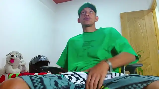 skinny23cm online show from August 8, 2026, 11:39 pm