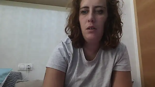 laxinna123 online show from October 19, 2025, 10:05 am