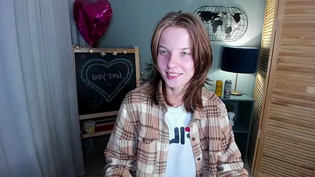 Madelaineses online show from October 4, 2025, 2:59 pm