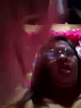 Huge mama69 online show from December 19, 2025, 2:46 pm