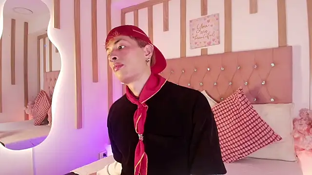 OzorioDany online show from April 4, 2026, 4:55 am