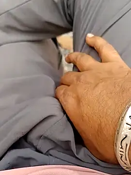 hard boy9455 online show from November 1, 2025, 4:47 am