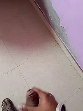 Snapshot of hard_boy9455 chatting on February 20, 2026, 12:05 pm hard boy9455 online show from February 20, 2026, 12:05 pm