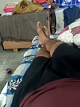 Snapshot of hard_boy9455 chatting on February 22, 2026, 10:47 am hard boy9455 online show from February 22, 2026, 10:47 am