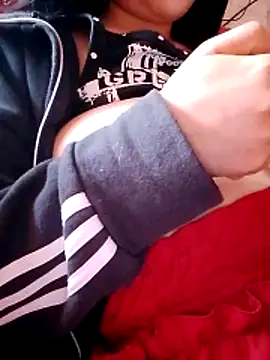 linhbe96xxx online show from November 27, 2025, 12:46 am