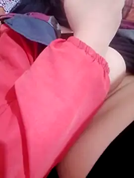 linhbe96xxx online show from November 28, 2025, 1:14 pm