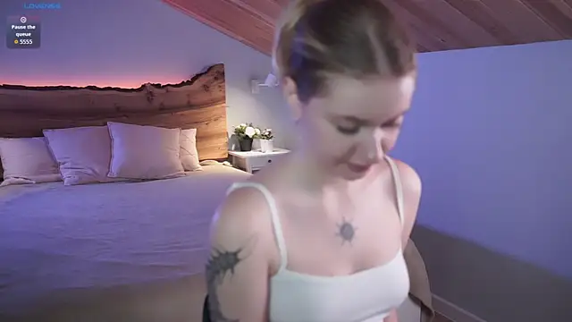 Nerissa xo online show from March 31, 2026, 11:32 am