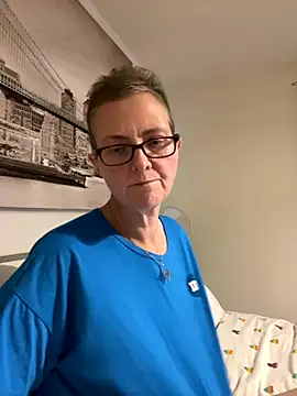 Curvy-Jinx online show from October 12, 2025, 5:12 pm