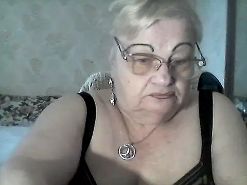 NatalieNorth online show from October 6, 2025, 2:14 pm