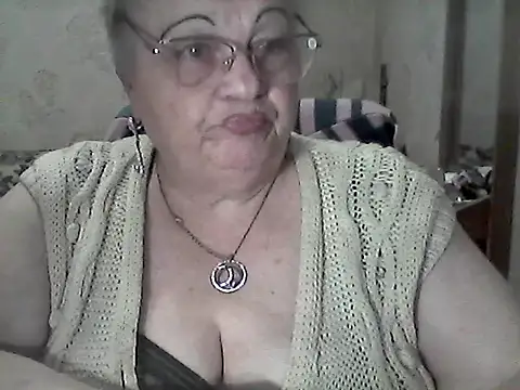 NatalieNorth online show from October 15, 2025, 9:26 pm