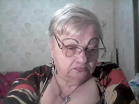 NatalieNorth online show from April 7, 2026, 11:04 pm