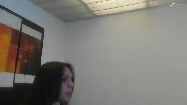 Snapshot of MeganRhyder chatting on December 16, 2025, 5:07 pm MeganRhyder online show from December 16, 2025, 5:07 pm