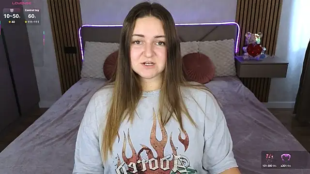 Mysti Kate online show from October 13, 2025, 11:32 am