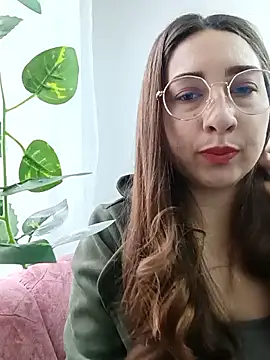 Snapshot of SUSY__06 chatting on November 15, 2025, 12:02 pm SUSY 06 online show from November 15, 2025, 12:02 pm