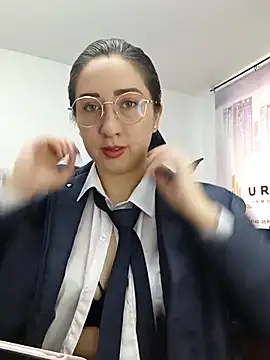 Snapshot of SUSY__06 chatting on November 28, 2025, 12:19 pm SUSY 06 online show from November 28, 2025, 12:19 pm