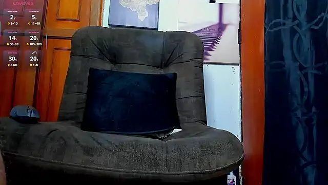 Snapshot of _Dominikxxx_ chatting on April 30, 2026, 12:22 pm Dominikxxx online show from April 30, 2026, 12:22 pm