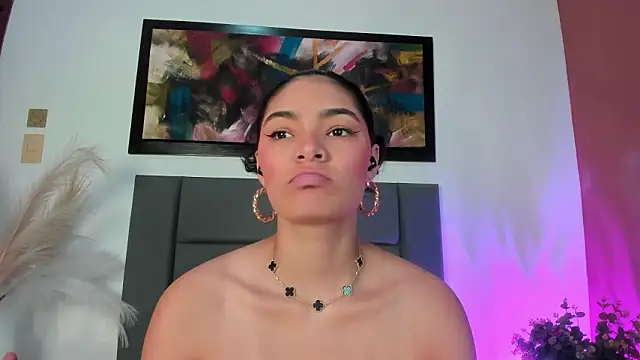 LunaAspen  online show from January 17, 2026, 11:59 am