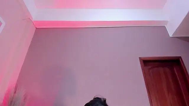 Snapshot of LunaAspen_ chatting on February 9, 2026, 6:12 pm LunaAspen online show from February 9, 2026, 6:12 pm