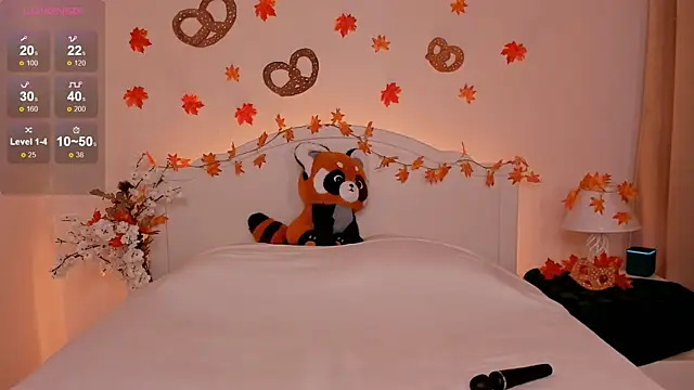 Necucub online show from September 18, 2025, 3:30 am