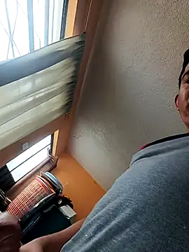 Exitante96 online show from December 14, 2025, 6:56 pm