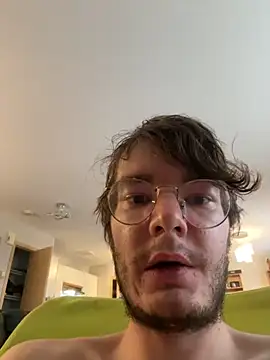 Hungboxer69 online show from December 1, 2025, 10:26 pm