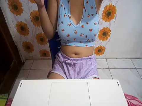 PrettyClaudia online show from June 20, 2026, 2:14 am