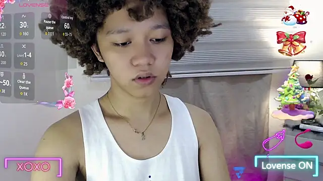 9INCHESHARDCOCK online show from December 5, 2025, 6:44 am