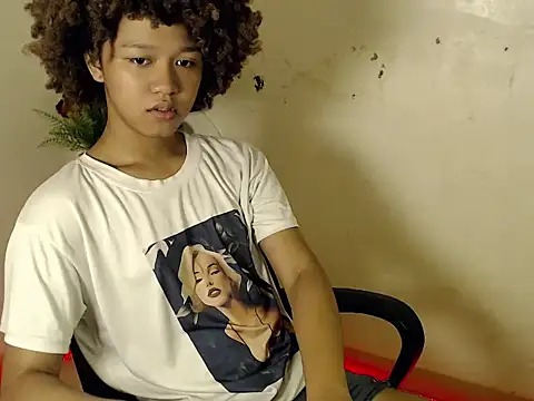 9INCHESHARDCOCK online show from February 19, 2026, 9:27 am