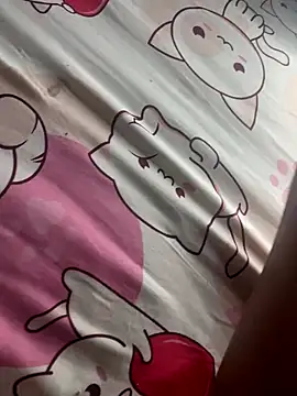 Leila  Saade online show from October 21, 2025, 12:50 pm