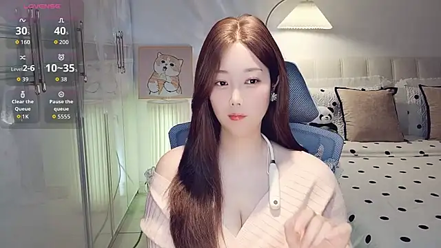 Xiaotantan-99 online show from April 4, 2026, 7:33 pm