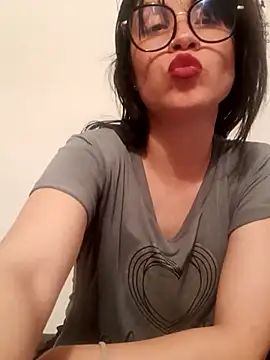 Dana Rise online show from December 18, 2025, 3:12 am