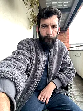 Michel huge online show from November 16, 2025, 8:31 am