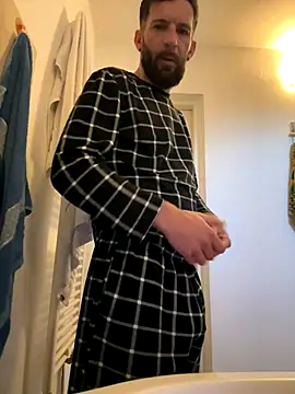 Michel huge online show from December 15, 2025, 6:28 am