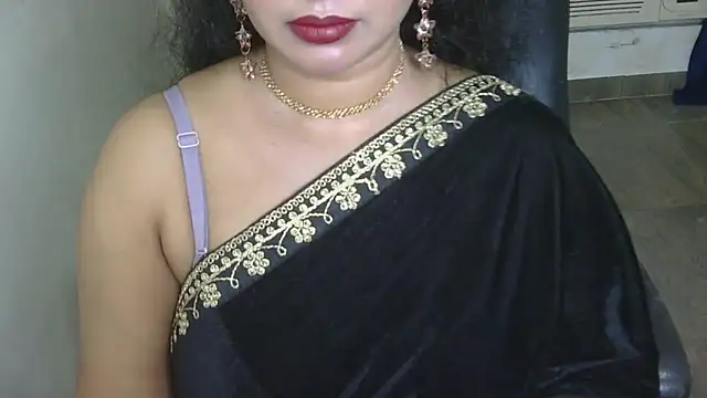 QUEEN SAKHI- online show from September 26, 2025, 7:40 pm