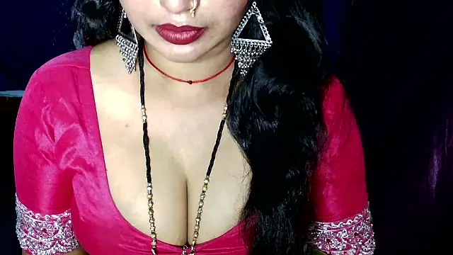 Snapshot of QUEEN_SAKHI- chatting on June 13, 2026, 8:01 am QUEEN SAKHI- online show from June 13, 2026, 8:01 am