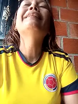 Snapshot of marinita13 chatting on June 14, 2026, 2:52 pm marinita13 online show from June 14, 2026, 2:52 pm