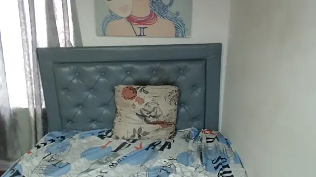 sarah aguilar online show from April 16, 2026, 9:39 pm