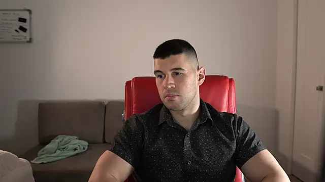 Sand0w online show from March 24, 2026, 8:25 pm