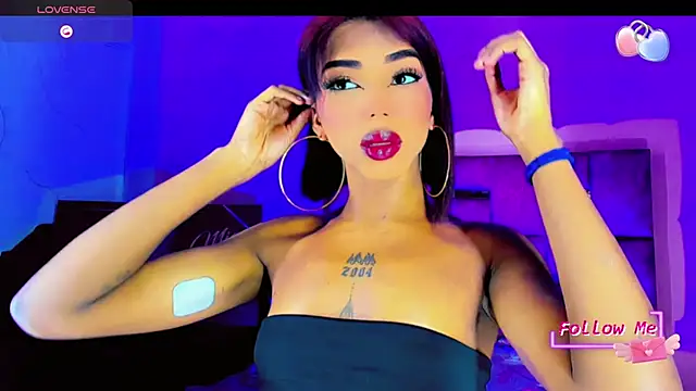 LADY-HOT-SEXY- online show from October 30, 2025, 10:32 pm