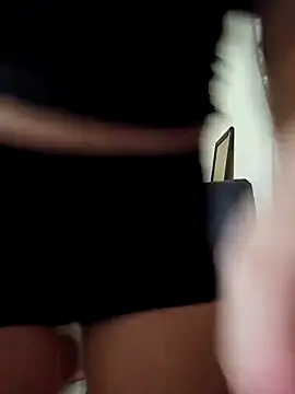 Snapshot of Theredcorazon chatting on November 6, 2025, 4:24 am Theredcorazon online show from November 6, 2025, 4:24 am