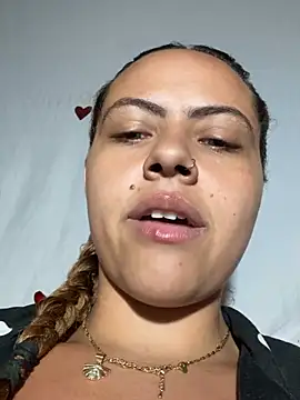 Snapshot of Chloe_Leaozinho chatting on February 11, 2026, 4:12 pm Chloe Leaozinho online show from February 11, 2026, 4:12 pm